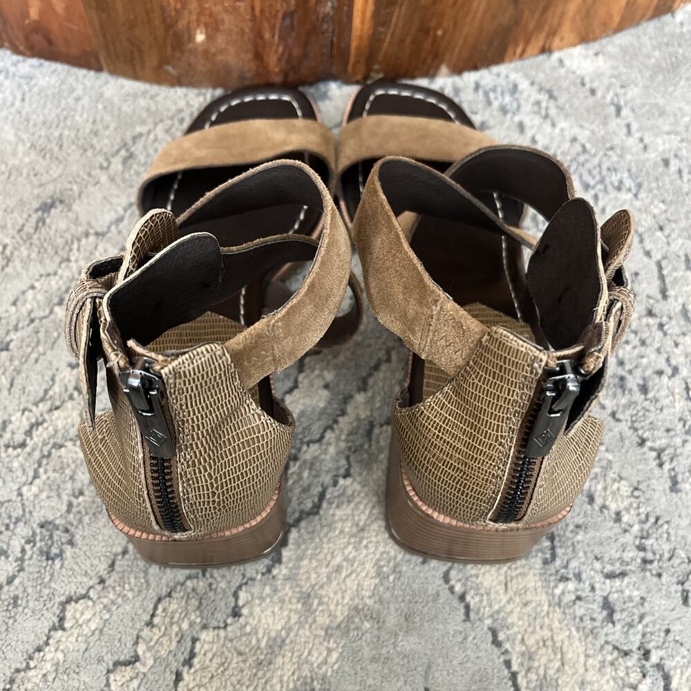 Donald Pliner Helen Sandals Size 9m Biscotti Beige Ankle Straps Calf Suede - Picture 9 of 13